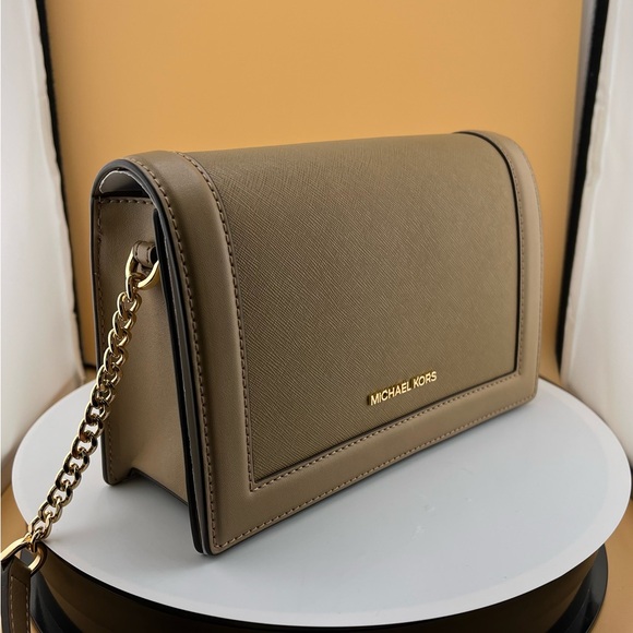 Michael Michael Kors Jet Set Crossbody Leather - Picture 3 of 11